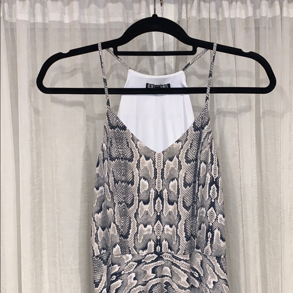 Express Printed Dress - Picture 2 of 6